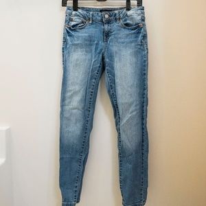Aeropostale Jeggings Light Wash Skinny Jeans